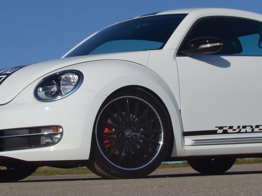  Volkswagen Beetle Turbo by JE Design 2012 года  (фото 3 из 5)